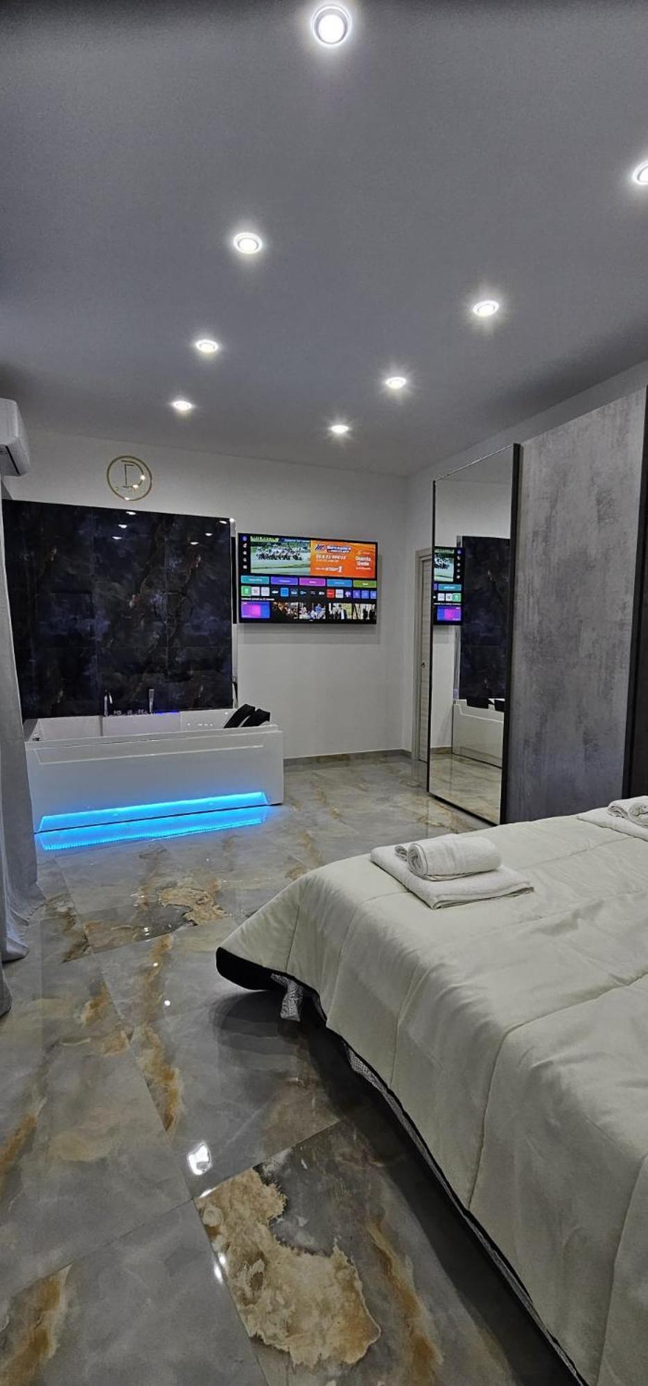 Da Tonino Luxury Apartments Neapel Exterior foto